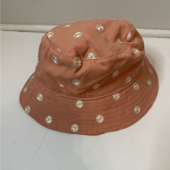Urban Outfitters Accessories - Urban Outfitters Daisy Embroidered Pink Cotton Twill Bucket Hat